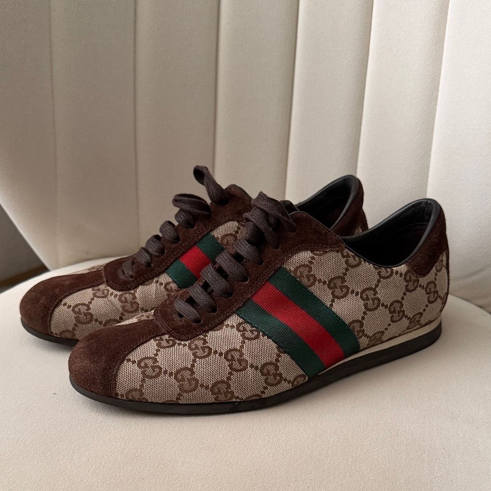 Gucci Classic Logo Women’s Brown Sneakers with Red & Green Accents